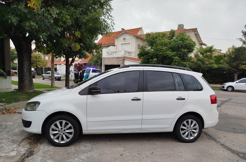 Volkswagen Suran 1.6 Trendline 11b