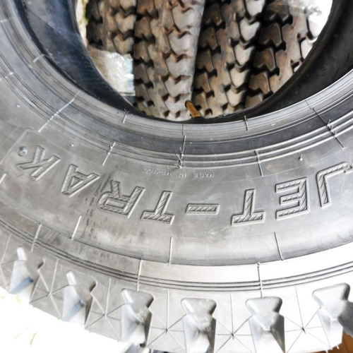 Vendo Llantas Camion Rin 16 7.50x16 750 R16 Convencional Set