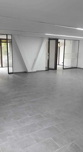 Amplia, Jardín Propio, 1er Piso