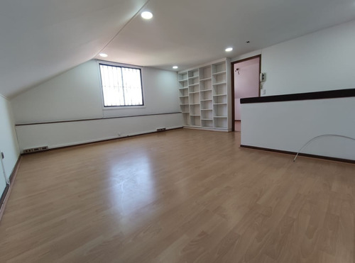 Imagen 23 de 27 de Casa Lugar Residencial De 3 Pisos Remodelada