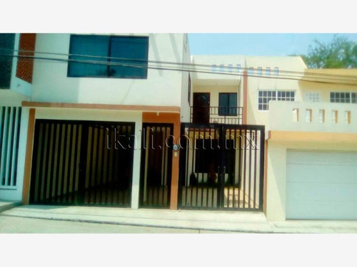 Imagen 1 de 12 de Casa Sola En Venta Anahuac