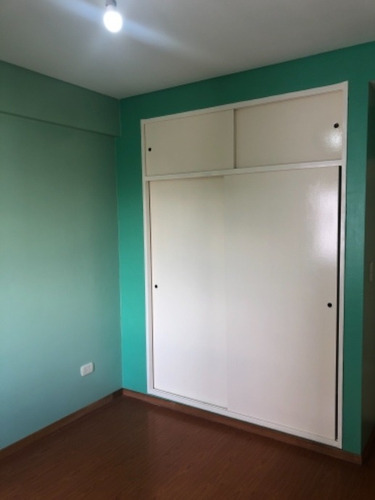 Imagen 5 de 12 de Departamento En Venta En Caseros