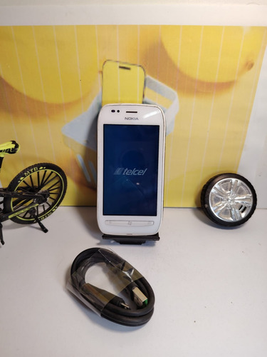 Nokia Lumia 710 - Windows Phone 7.5, 5 Mp, Blanco (Usado)