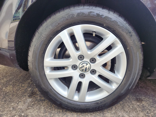 Volkswagen Vento 2.5 Advance 170cv