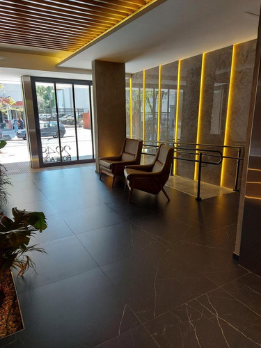 Imagen 16 de 25 de Departamento - Flores