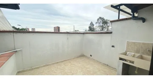 Venta De Casa,164 Mt2, 3 Pisos, 4 Alcobas, Sector La Católica,rionegro