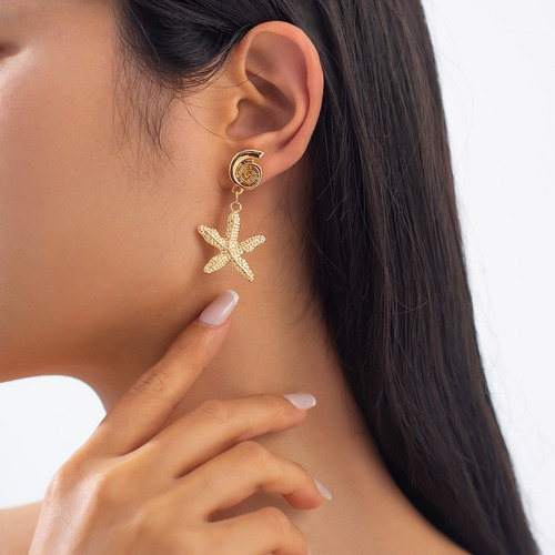 Pendientes Colgantes Asimétricos Simples Con Forma De Estrel