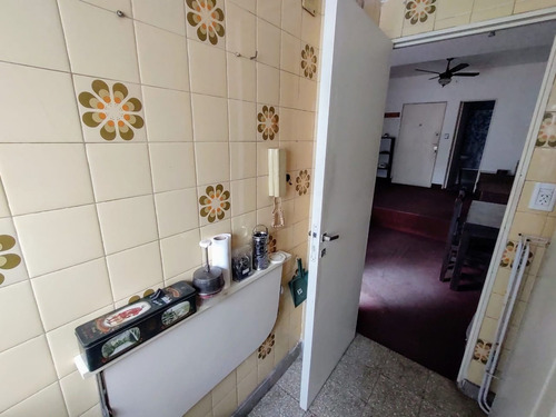 Venta Monoambiente Con Terraza Súper Luminoso