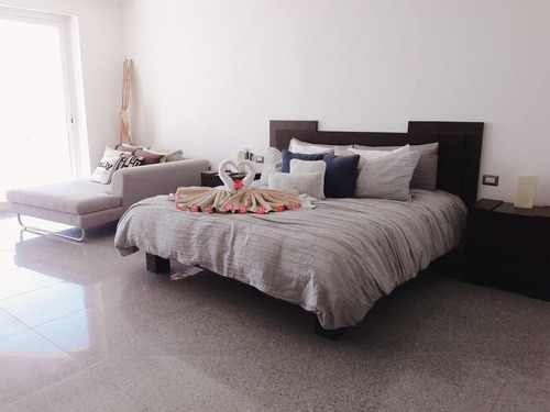 Imagen 10 de 19 de Renta Penthouse Amueblado Oceant Front, Acapulco Diamante.