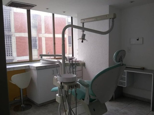 Imagen 3 de 8 de Consultorio En Venta La Campiña 23-9223