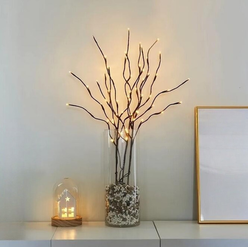 Luz Nocturna Led Tipo Rama, Funciona Con Pilas, Marca Ilumin