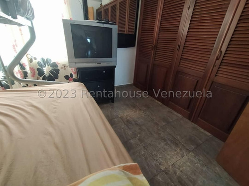 Excelente Oportunidad De Inversión En Casa Dúplex En Venta En La Urb Terraza De Ensenada Barquisimeto Rah Ve