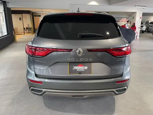 Renault Koleos 2.5 Intens 4X4 Bose