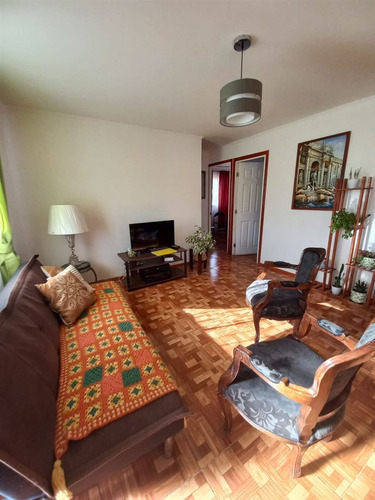 Se Vende Terreno De 5567 Mts2 Con Casa, 3 Dorm. 2 Baños.