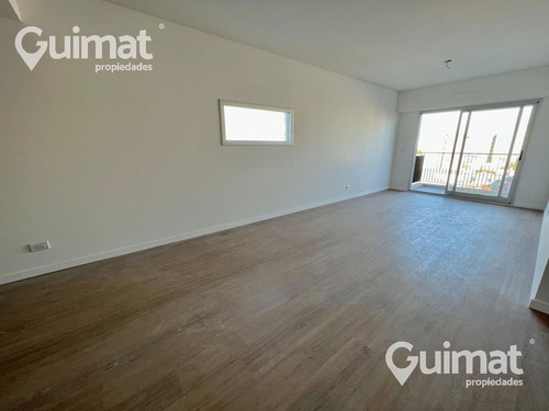 Imagen 5 de 12 de Excelente 3 Ambientes Con Vista Abierta A Estrenar - Caballito
