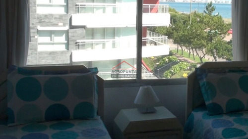 Apartamento En Mansa, 3 Dormitorios *- Ref: 4978