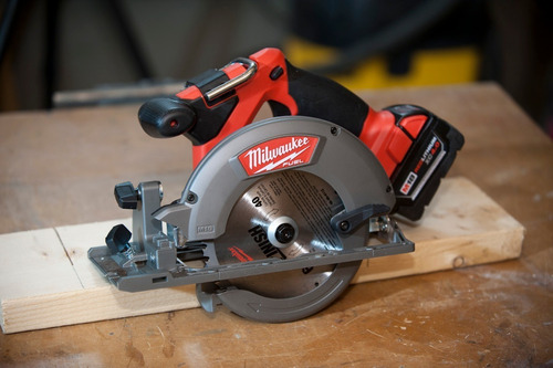 Sierra Circular Inalambrica M18 Fuel 6-1/2 Milwaukee 2730-22 Frecuencia 0 Mhz