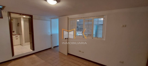 Imagen 10 de 30 de Mk, Vende Cómodo Apartamento Edificio Danoral Los Dos Caminos / 04128517764