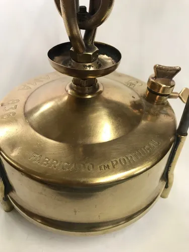 Estufa Marca Fama Decorativa En Bronce Marcada Fama 836 (Usado)