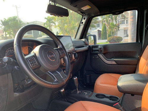 Imagen 14 de 15 de Jeep Wrangler Unlimited Full 4x4