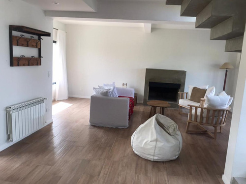 Casa En Venta En El Barrio San Francisco, Villa Nueva, Tigre