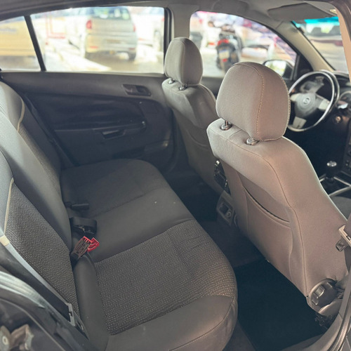 Chevrolet Vectra 2.0 Expression Flex Power 4p