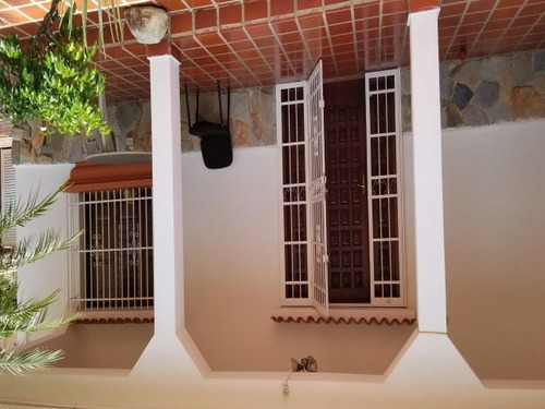 Imagen 8 de 13 de Venta De Espectacular Casa Trigal Norte
