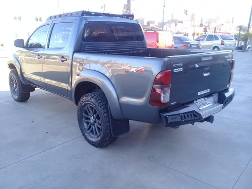 Imagen 6 de 12 de Toyota Hilux 4x4.srv.3.0.aut.c/c.tdi.2015.
