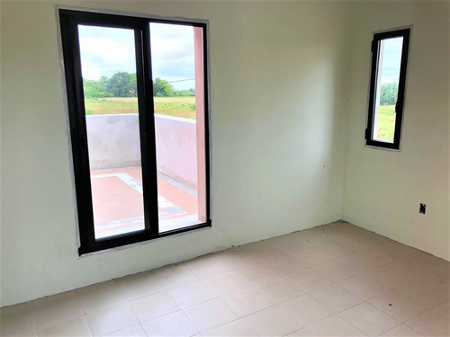 Casa De Dos Plantas A Estrenar Ubicada En Zona Norte