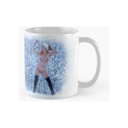 Taza Chica Pin-up Desnuda En El Bosque De Invierno Yoga Cali