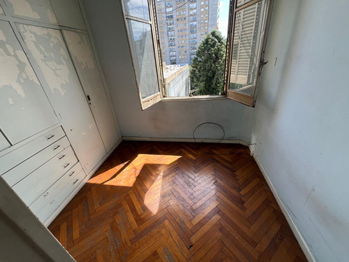 Venta Caballito Departamento 4 Ambientes Frente