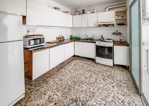 Venta Casa En Villa Santa Rita Con Patio Y Terraza