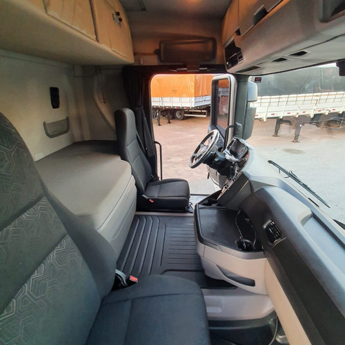 Imagem 24 de 25 de Caminhão 540 Scania R540 Cavalo 6x4 Traçado Bug Leve 2019