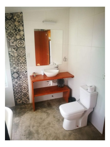Imagen 10 de 15 de Hermosa Cabaña En Venta - En La Tranquilidad Del Bosque - Punta Del Diablo