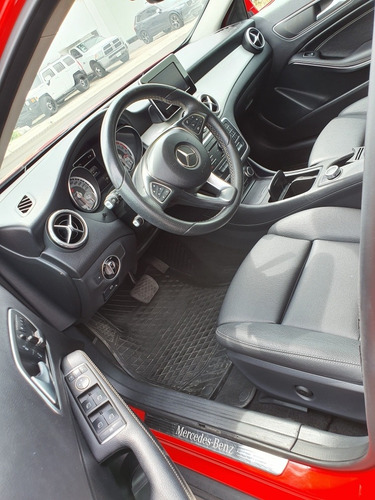 Imagen 11 de 15 de Mercedes-benz Clase Gla 1.6 200 Cgi Sport At 2017