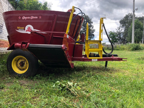 Carro Mezclador Forrajero Ganadero 1.2 Ton Y 2 Ton Credito