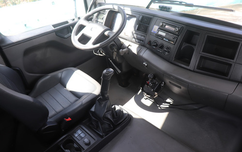 Volkswagen 26.280 - 6x4 Ano 2022 Com Cacamba Facchini 16m3