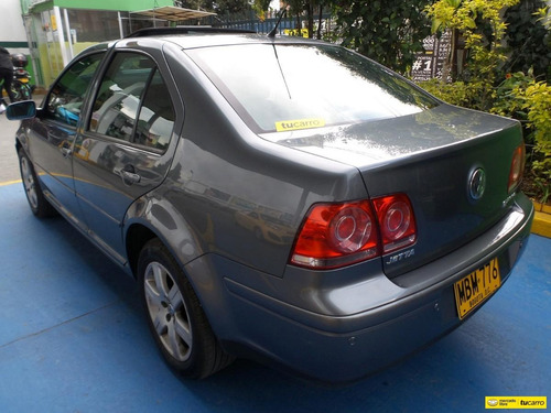 Volkswagen Jetta 2.0 Trendline