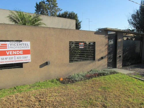 Casa De 2 Dormitorios Calle 115 E. 414 Y 415