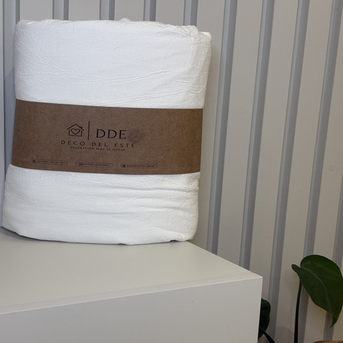 Cubre Edredón Tusor Premium 270x240cm Deco Del Este + Fundas Off White