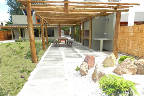 Imagen 20 de 30 de Casa En Alquiler La Barra Punta Del Este, 2 Dormi.