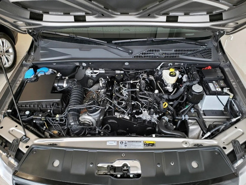 Imagen 15 de 15 de Volkswagen Amarok Comfortline 2.0 4x2 180cv At 0 Km 2022