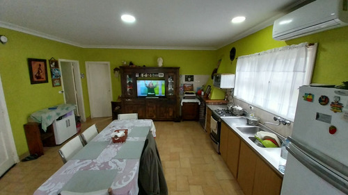 Casa Quinta En Venta En Sierra De Los Padres. B° La Peregrina.