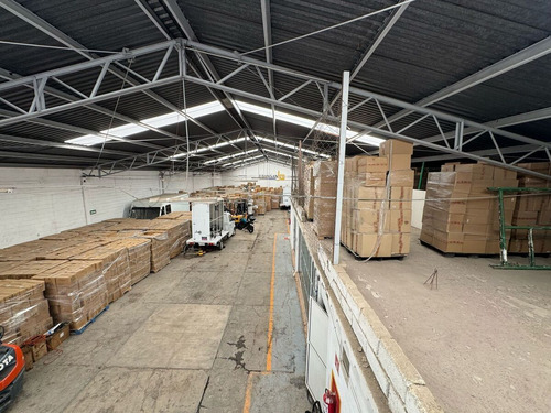 Bodega En Venta, Bosques De Xhala, 425 M2