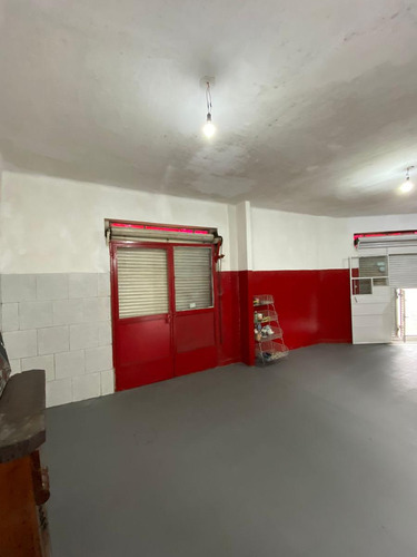 Venta Local En Esquina Con Vivienda 2 Ambientes 1 Dormitorio Patio - Vicente Lopez - Villa Martelli - Las Heras Y Ameghino