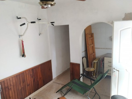 Imagen 6 de 18 de Casa Al Frente Con Departamento De Acceso Individual