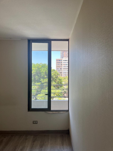 Amplio Dpto. 2 Dormitorios 2 Baños, Precio Excepcional !