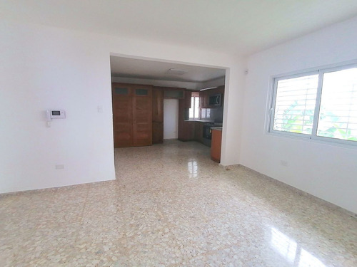 Casa En Venta En Los Cacicazgos