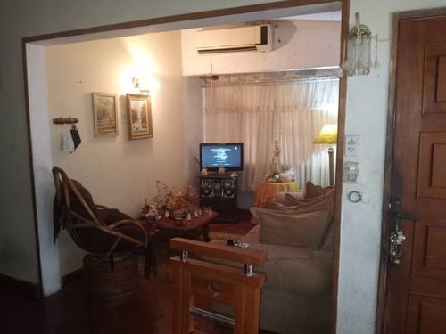 Imagen 8 de 15 de Vendo Casa En La Urbanización En La Esmeralda