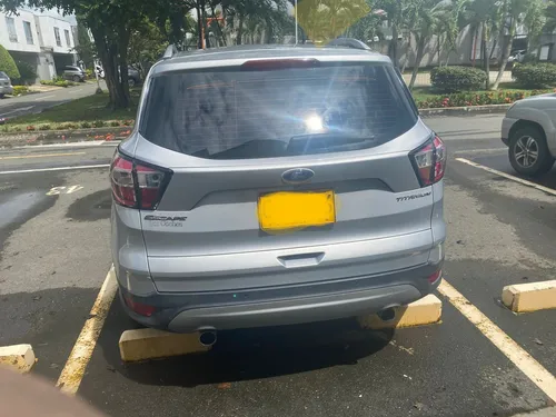 Ford Escape 2.0 Titanium